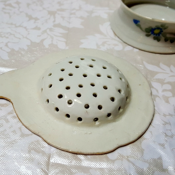 Vintage 1930's Nippon Tea Strainer - Picture 4 of 9